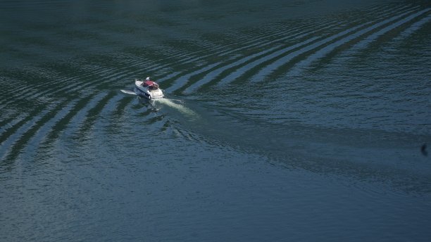 葡萄牙北部的杜罗河图片下载
