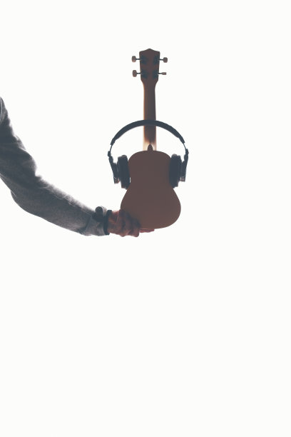 听听尤克里里琴图片下载