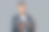 感兴趣的优雅男子在演播室里看报纸图片下载