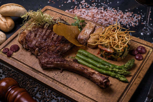 Tomahawk超级牛排图片下载