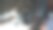 近男技师技师油手在安装新车制动钢转子盘。图片下载