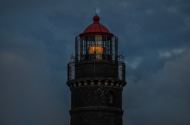 傍晚的灯塔图片下载