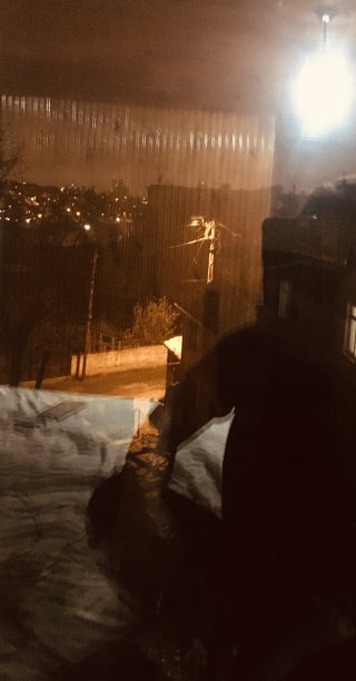 在我家过夜图片下载