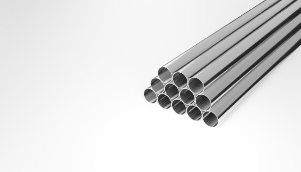 3d渲染堆叠金属管道侧视图孤立在白色背景。数字插图为您的业务和行业。图片下载