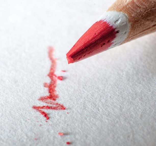 红色的铅笔图片下载