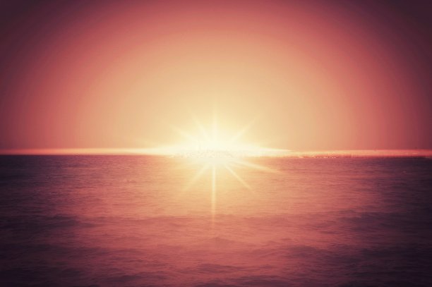 插图的日落天空和大海图片下载