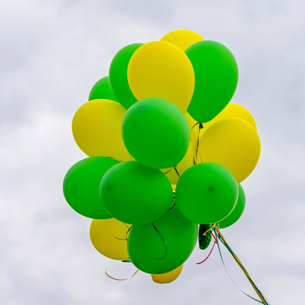 集群的气球图片下载