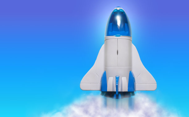 宇宙飞船在蓝色的天空中起飞图片下载