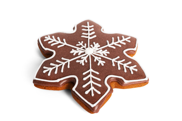 姜饼曲奇被孤立在白色背景上。Cristmas饼干孤立图片下载