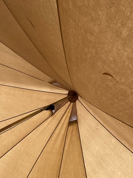 布小屋的屋顶图片下载