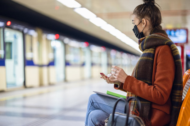 学生洗手图片下载