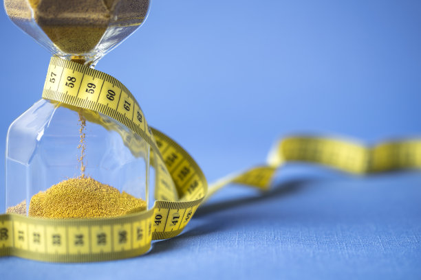 饮食时间图片下载