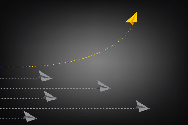 纸飞机飞行。新想法、变化、趋势、勇气、创造性解决方案、创新和独特方式的概念。图片下载