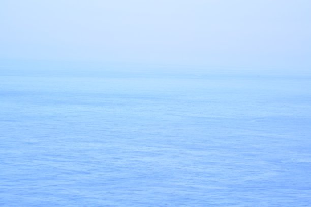 安静的海图片下载