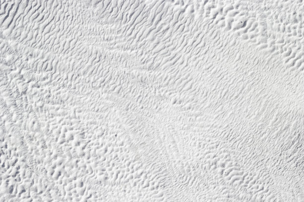 棉花蓝石灰华抽象背景的白色纹理。图片下载