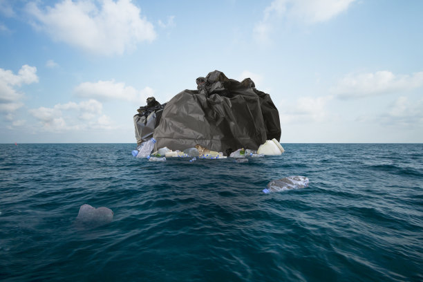 海洋中的塑料和垃圾污染图片下载