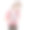 微笑的婴儿被抱在婴儿车里;向前面临图片下载