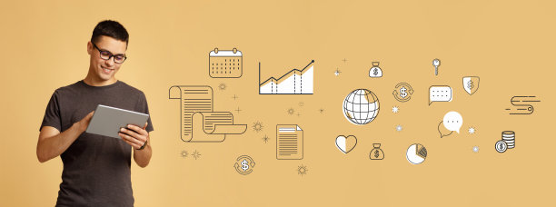 开朗的白人男子使用数字平板电脑，拼贴与金钱，金融和商业图标在米色工作室背景图片下载