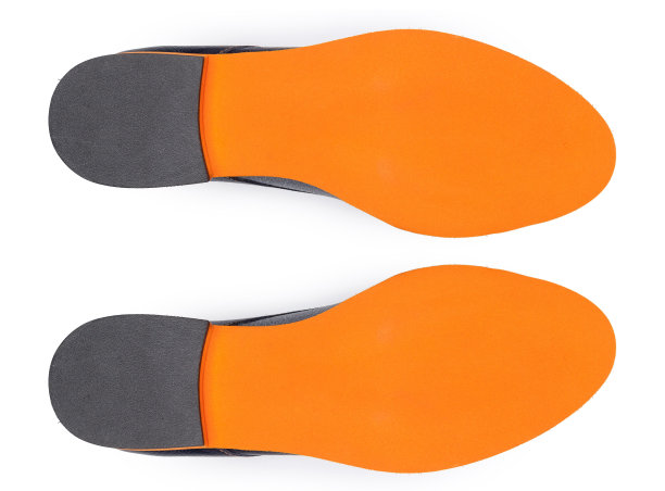 鞋底，孤立在白色背景上。图片下载