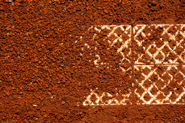 一个室外红土网球场的线段。特写,复制空间。设计元素图片下载