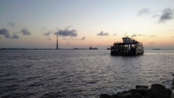 猫英航渡轮图片下载