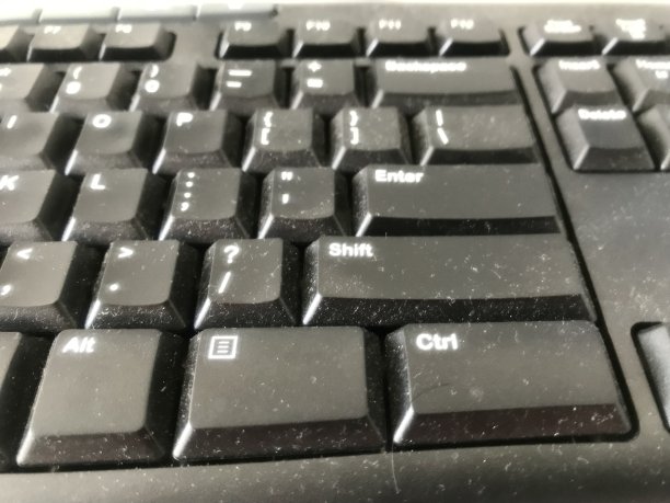 肮脏的键盘图片下载