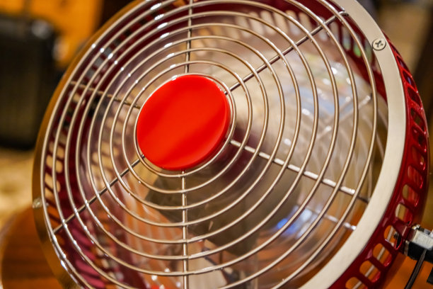 热天用的电扇。图片下载