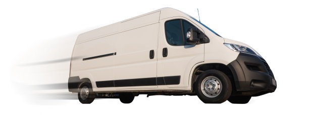 白色背景的白色货车图片下载