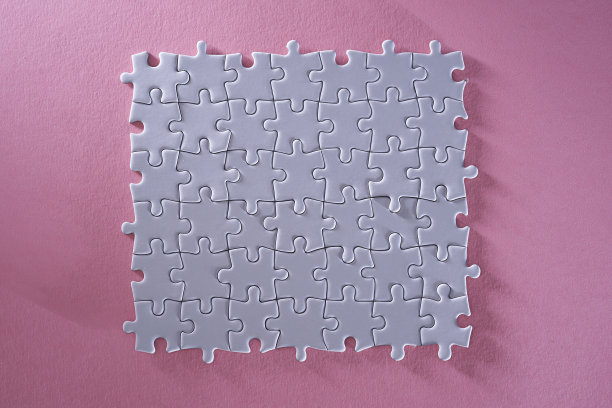 粉红色背景的拼图游戏图片下载