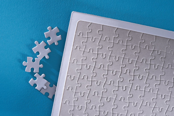 关闭拼图在蓝色背景图片下载