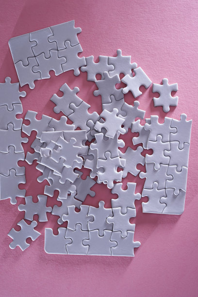 粉红色背景的拼图游戏图片下载