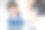 在新冠肺炎疫情封锁后，亚洲儿童和学生朋友们回到学校，一起使用电子平板电脑学习，在笔记本上写字。回到学校概念库存照片图片下载