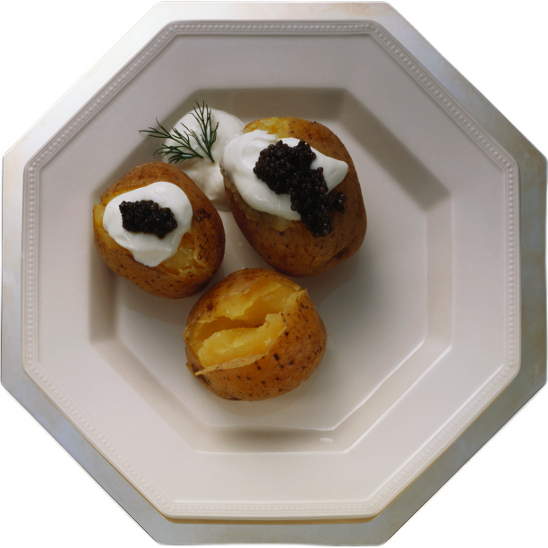 一盘美味的土豆图片下载