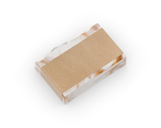 天然手工有机皂与牛皮纸标签，手工手工天然皂与袖子模型的设计和品牌，3d插图图片下载