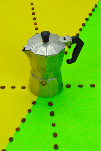 小型传统意大利咖啡机图片下载