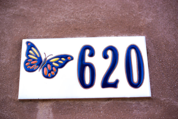 彩色陶瓷号码620街道地址瓷砖图片下载