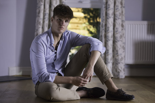 在家放松图片下载