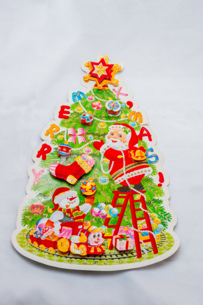 白色背景上有圣诞装饰的传单图片下载