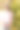 微笑的青年肖像深色女人自由职业者20-25年穿着白色圣诞老人帽和粉红色衬衫。以圣诞树为背景在室内摆造型。交叉双臂。垂直选择聚焦图片下载