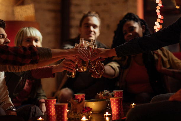 欢呼的家伙!图片下载