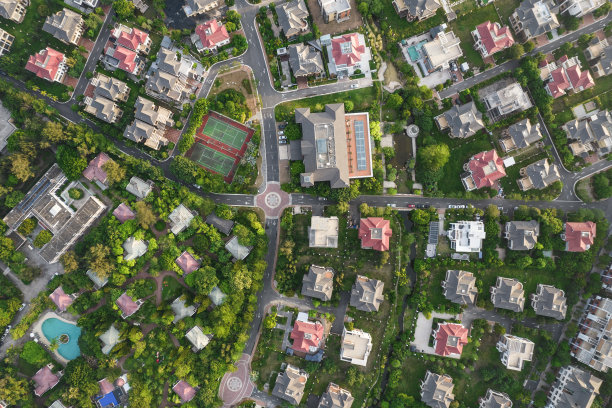 航拍别墅综合体，豪华度假图片下载