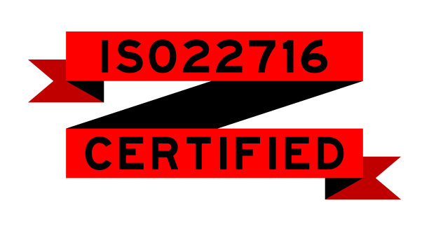 复古红色丝带横幅与字ISO 22716认证的白色背景图片下载