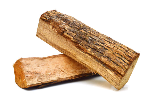 白色背景上孤立的柴火堆图片下载