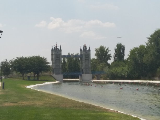 托雷翁的公园图片下载