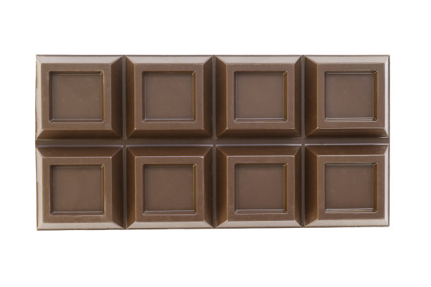 整个巧克力棒在白色背景上，巧克力隔离顶部视图图片下载