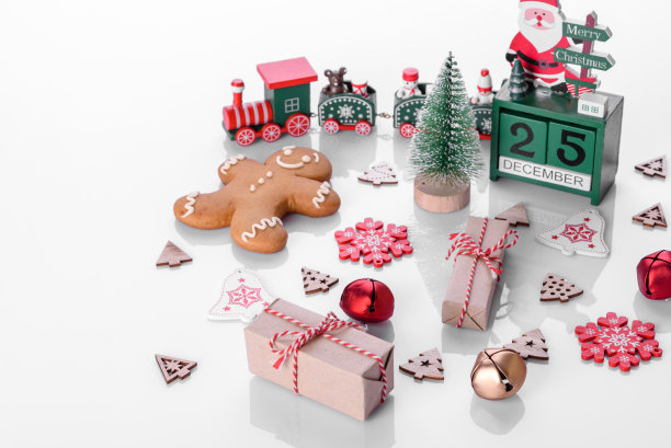 圣诞装饰元素用于装饰新年树和为节日做准备图片下载