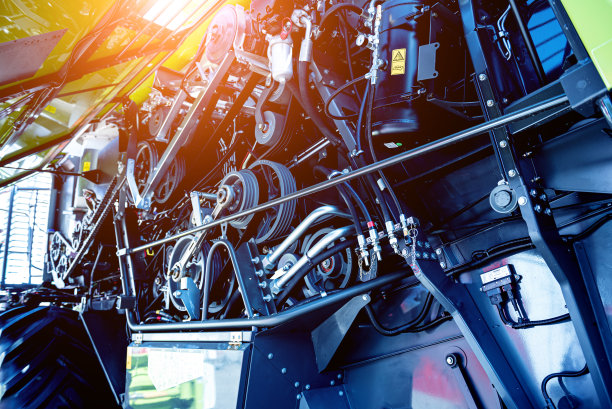 新型现代农业机械设备细节图片下载