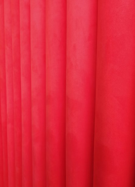 明亮的红色垂直纺织条纹为背景图片下载