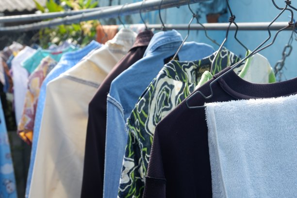 晾衣绳图片下载