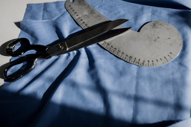 裁剪的概念图片下载